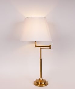 ΕΠΙΤΡΑΠΕΖΙΑ ΛΑΜΠΑ ΜΕ ΧΡΥΣΗ ΜΕΤΑΛΛΙΚΗ ΒΑΣΗ ΚΑΙ ΛΕΥΚΟ ΚΑΠΕΛΟ